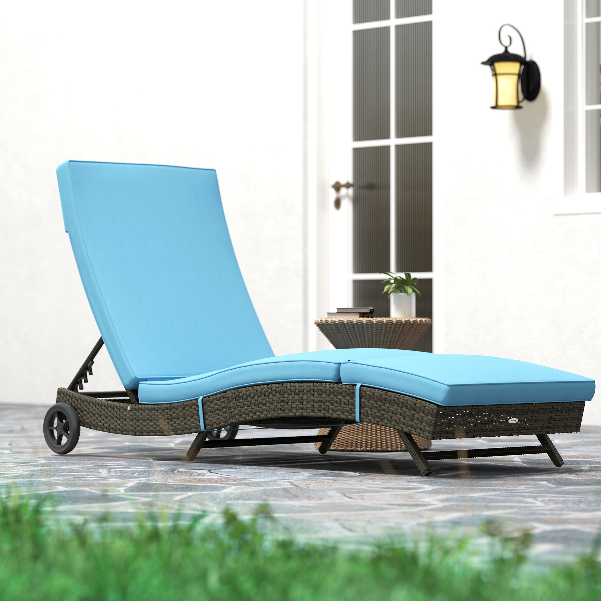 Patio Wicker Chaise Lounge Chair, Outdoor PE Rattan Sun lounger with Adjustable Backrest and 2 Wheels