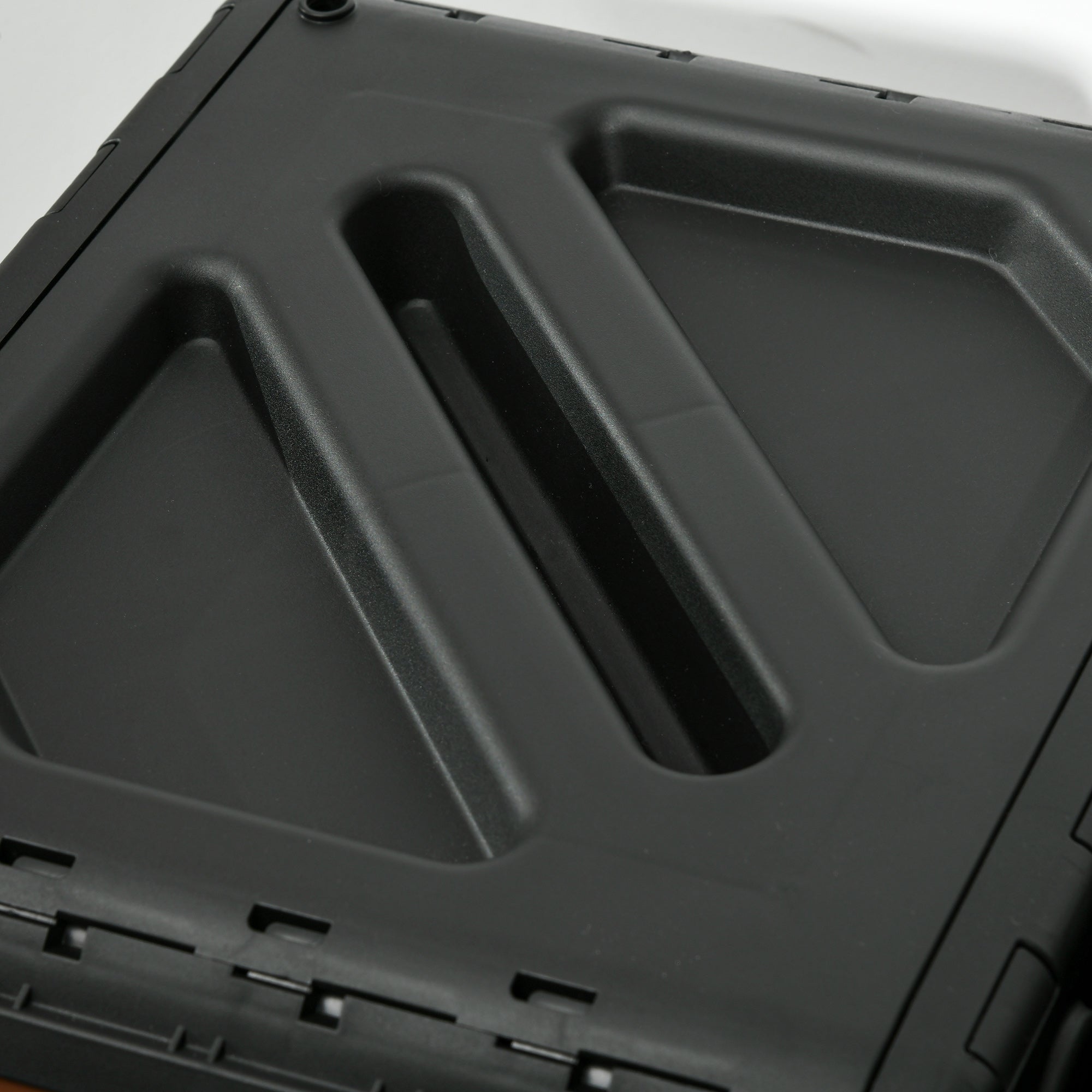 Dual Chamber Compost Tumbler Bin, Outdoor Tumbling Composter with 24 Ventilation Openings and Steel Legs, 34.5 Gallon
