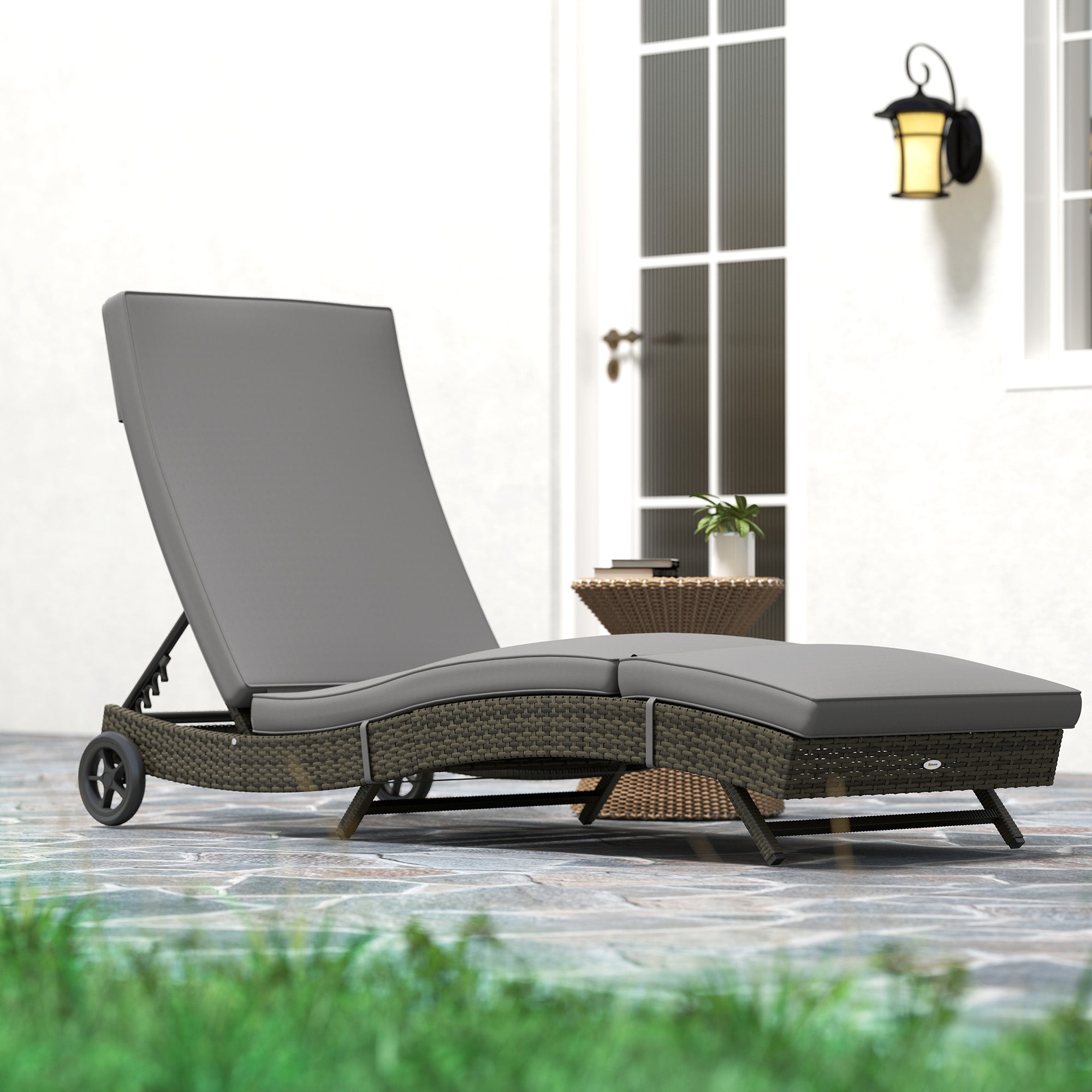 Patio Wicker Chaise Lounge Chair, Outdoor PE Rattan Sun lounger with Adjustable Backrest and 2 Wheels